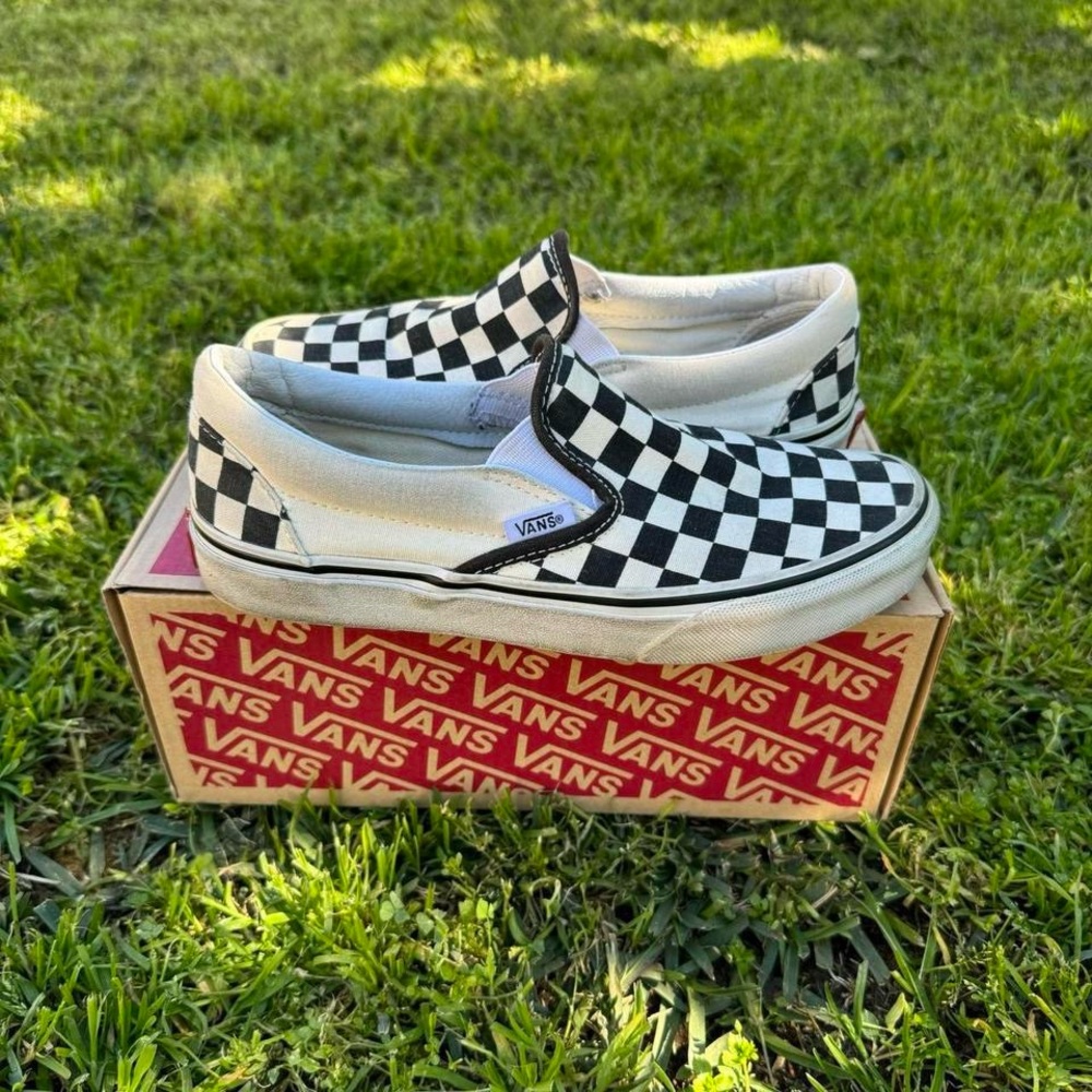 vans black & white checkered board slip ons sneakers ♟️✨